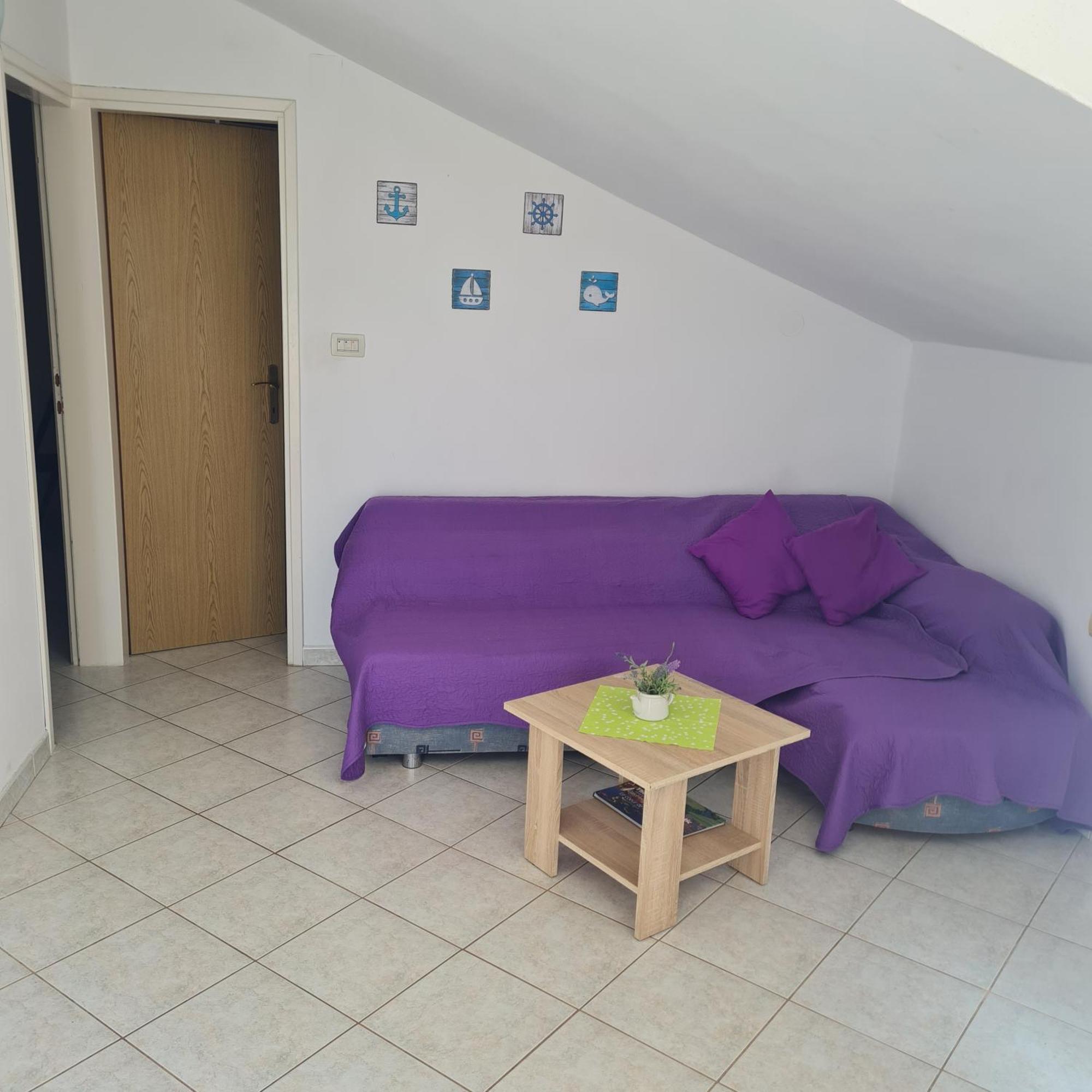Apartment Karuza Rukavac Βις Δωμάτιο φωτογραφία