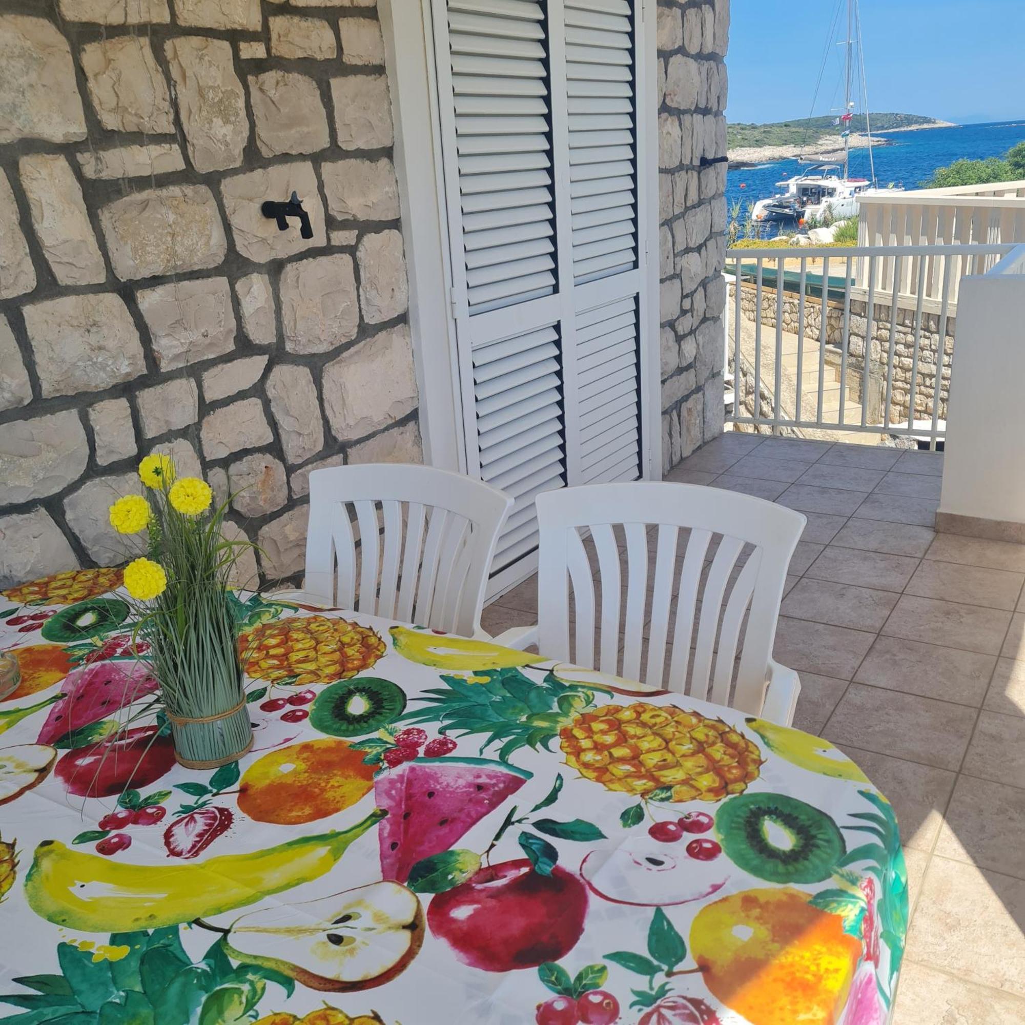Apartment Karuza Rukavac Βις Δωμάτιο φωτογραφία