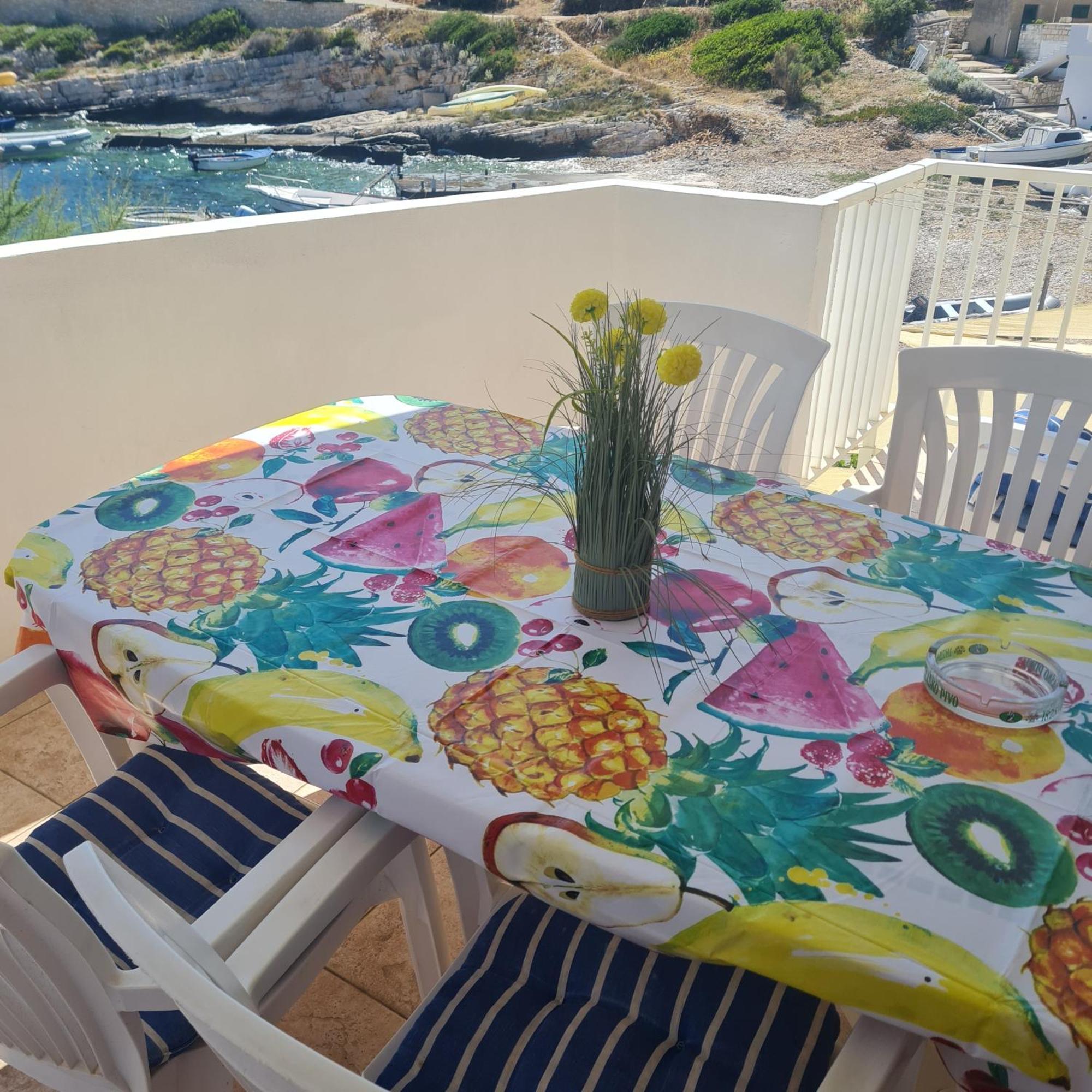 Apartment Karuza Rukavac Βις Δωμάτιο φωτογραφία