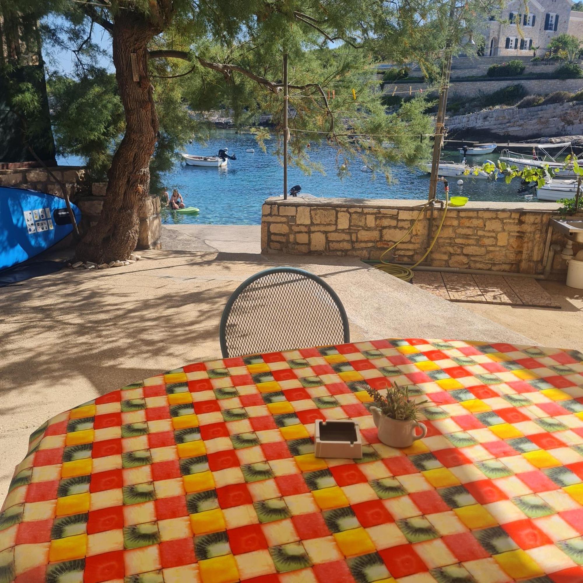 Apartment Karuza Rukavac Βις Δωμάτιο φωτογραφία