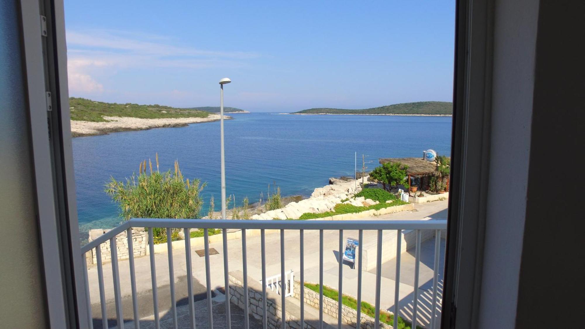 Apartment Karuza Rukavac Βις Εξωτερικό φωτογραφία