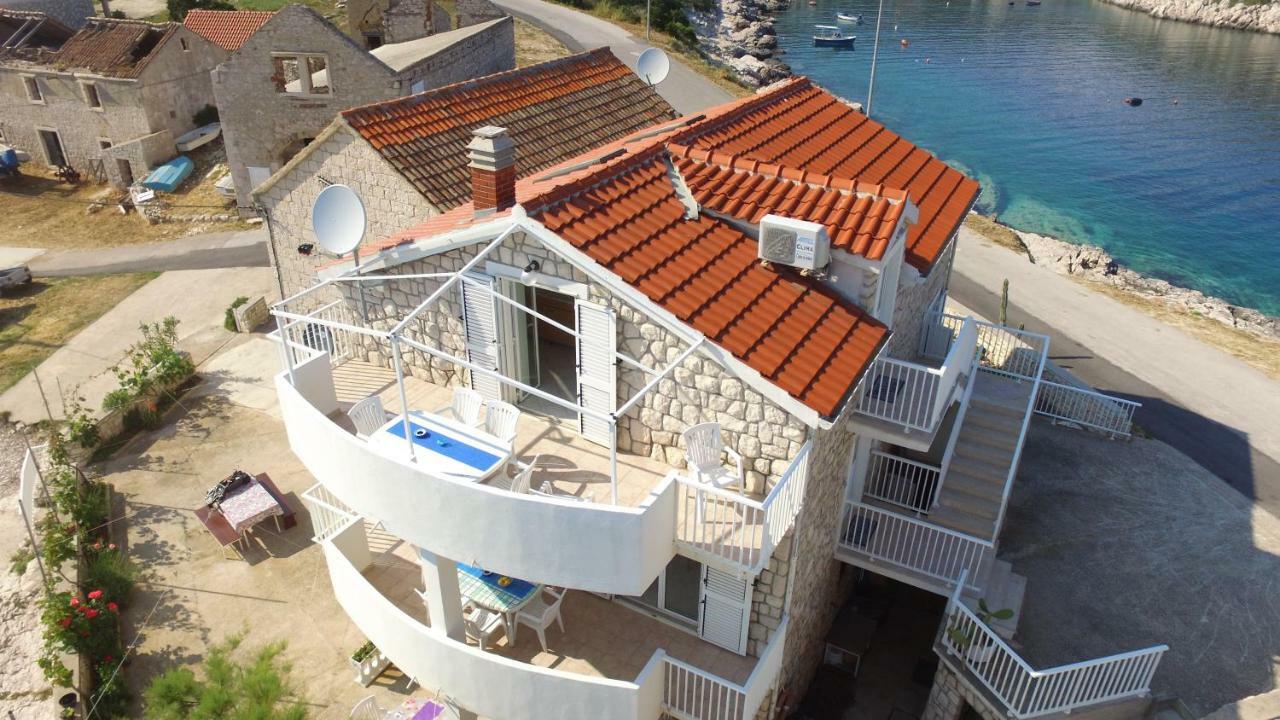 Apartment Karuza Rukavac Βις Εξωτερικό φωτογραφία