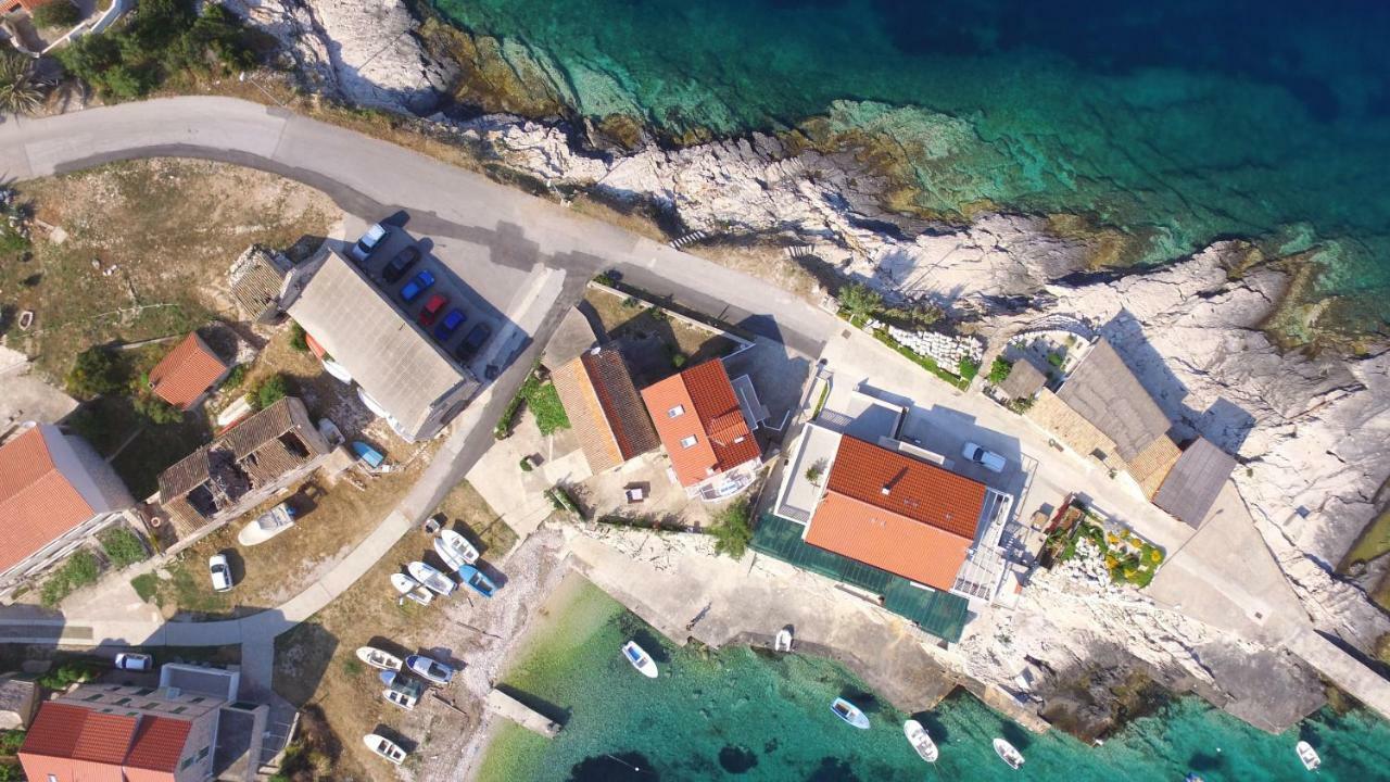 Apartment Karuza Rukavac Βις Εξωτερικό φωτογραφία
