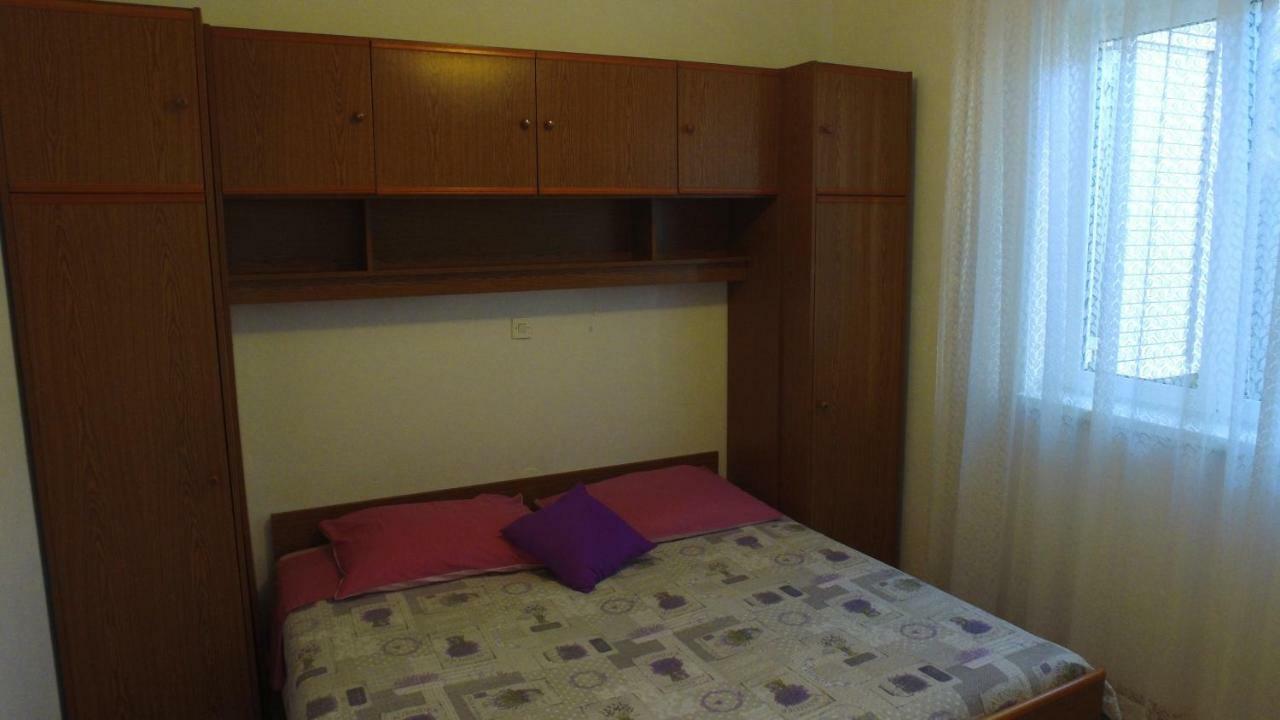 Apartment Karuza Rukavac Βις Εξωτερικό φωτογραφία