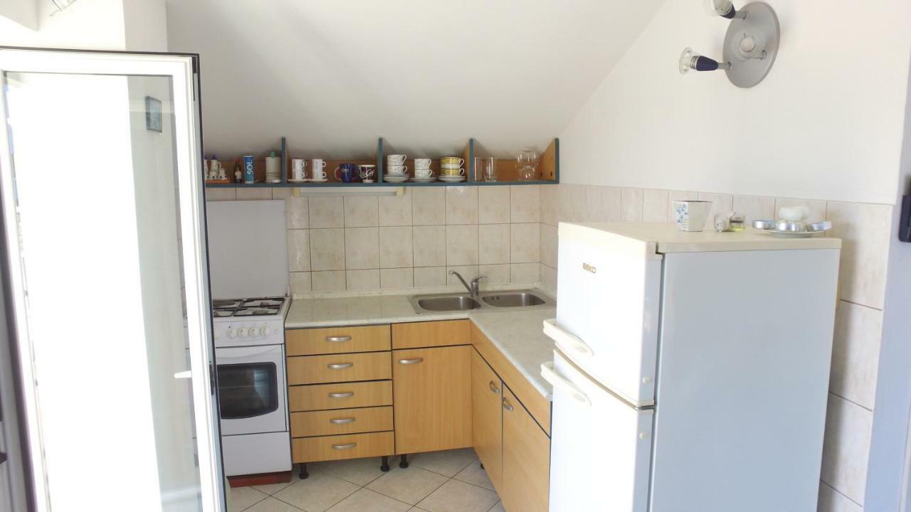 Apartment Karuza Rukavac Βις Εξωτερικό φωτογραφία